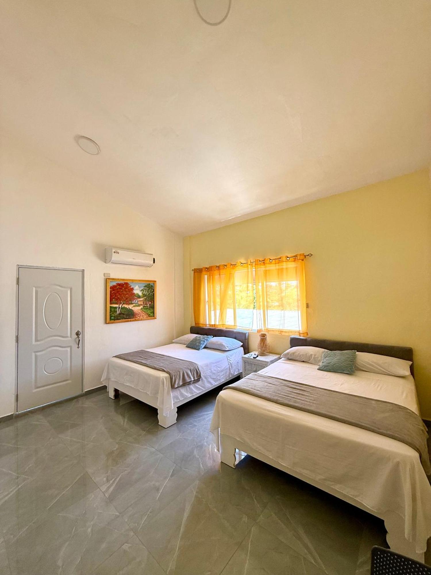 Hotel Al Mare Barahona Extérieur photo