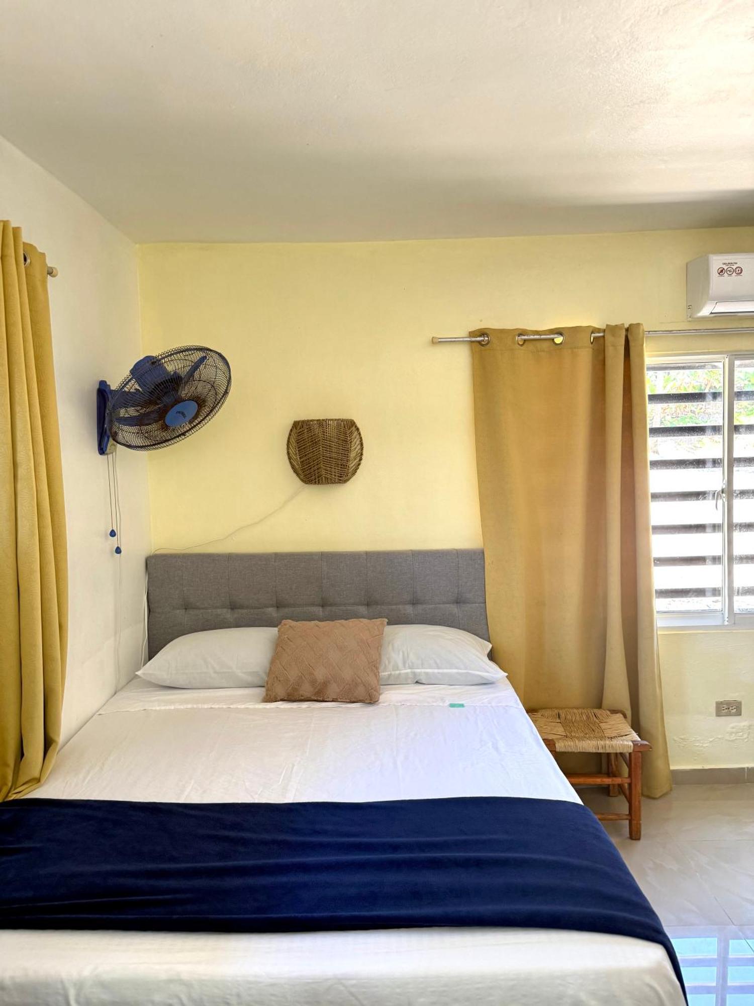 Hotel Al Mare Barahona Extérieur photo