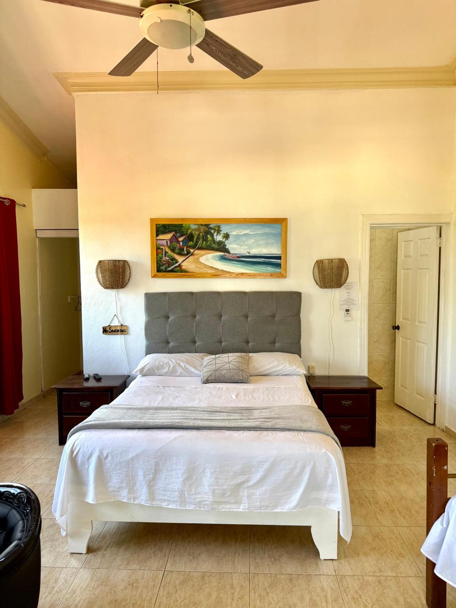 Hotel Al Mare Barahona Extérieur photo