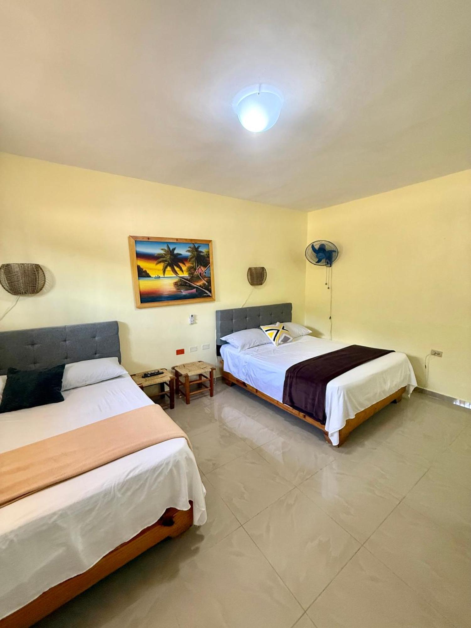 Hotel Al Mare Barahona Extérieur photo